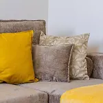 Roomy 80sqm At Center Free Parking Space, Ac & Balcony, Separate Ac In Four